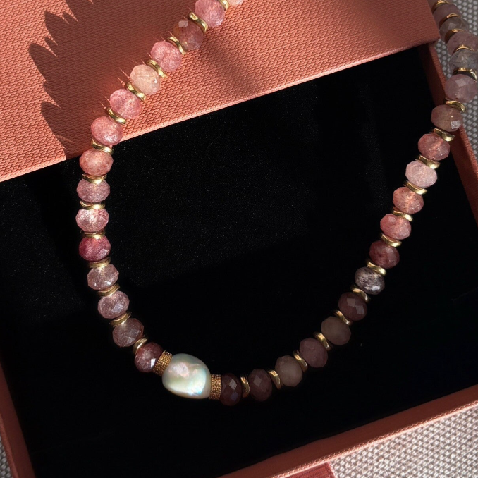 Le Collier Zélia Rose