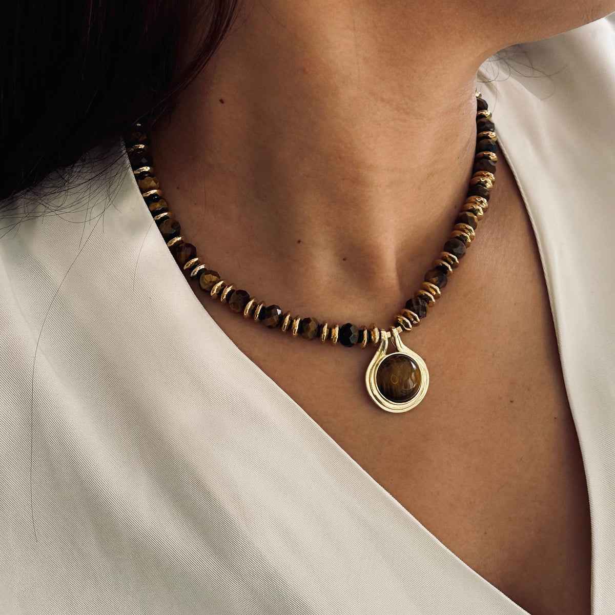 Le Collier Hedda